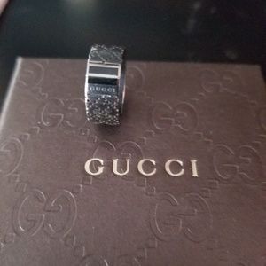 Gucci ring